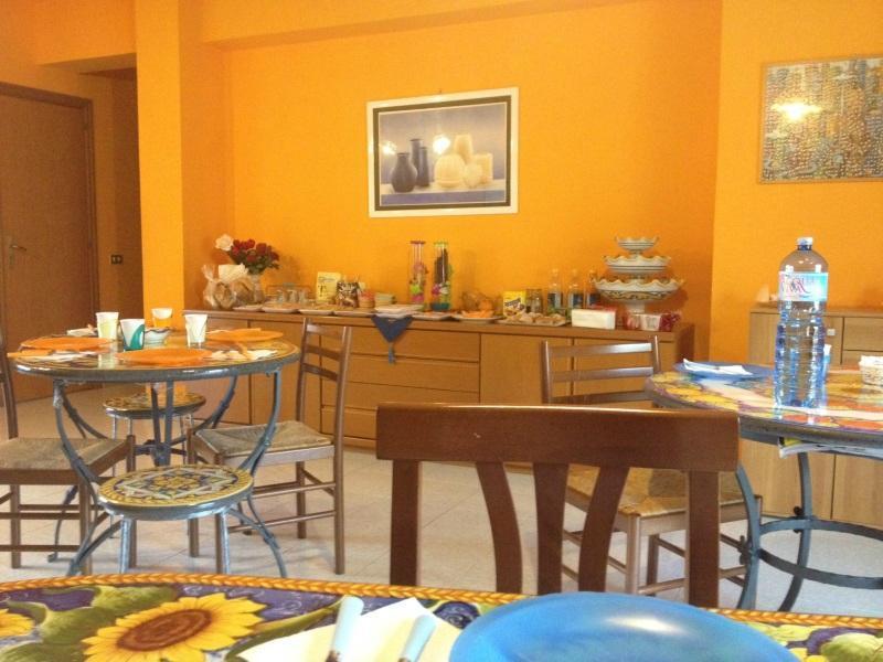 サント・ステーファノ・ディ・カマストラ I Colori Dell'Arcobaleno Bed & Breakfast エクステリア 写真